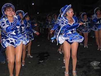 Bloque de cholitas, Urqupiña 2004
