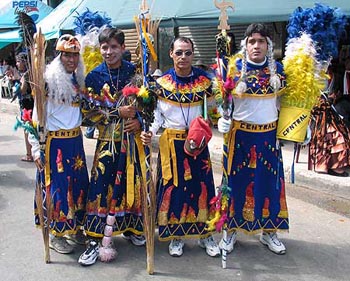 fila de chicos