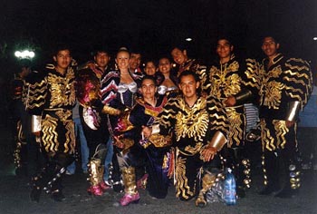 Caporales V.P.S. en la entrada de la Virgen de Guadalupe, Sucre, Septiempre 2003